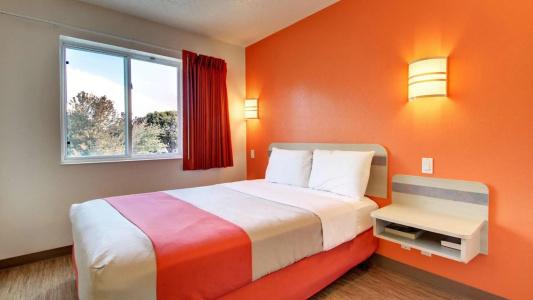 Motel 6 Springfield, IL - 25