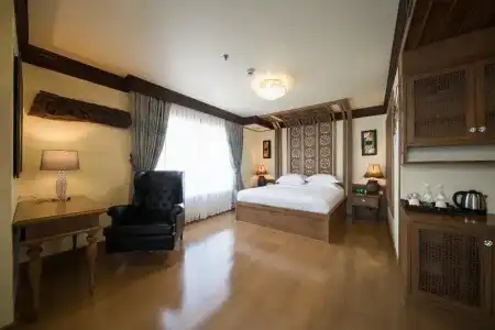 Peak Nimman Prestige - 41