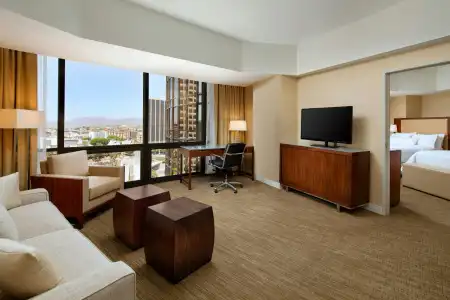 The Westin Bonaventure and Suites, Los Angeles - 48
