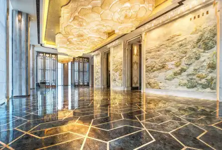 Wanda Reign Chengdu - 10