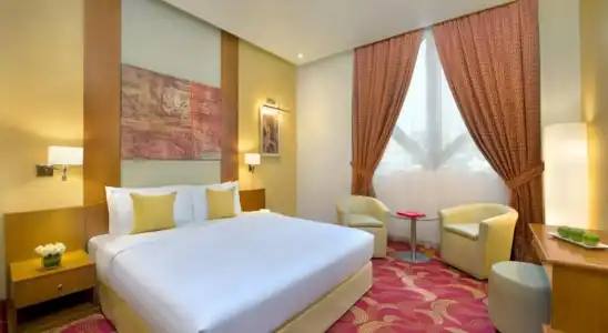 City Seasons Towers Bur Dubai - 11