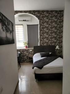 Ben Hillel Boutique - 24