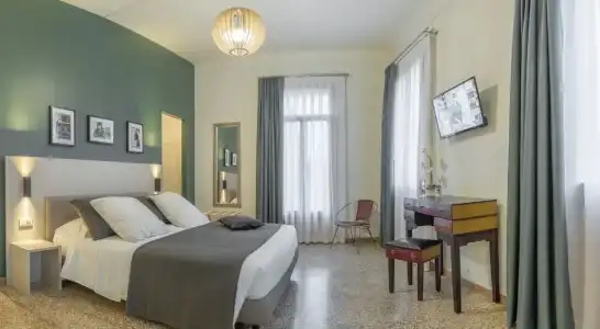 Grand Canal Suites - 84