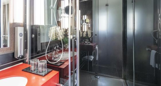 Plaza Premium Salzburg - 89