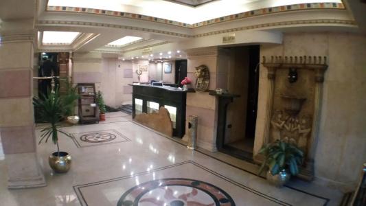 Zayed & Restaurant - 28