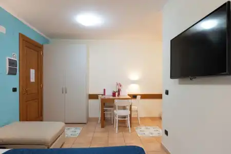 Vittoria Guest House - Salerno - 39