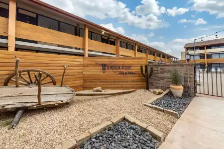Best Western Plus Saddleback Inn & Conference Center - 26