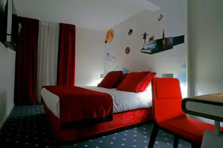 Hôtel du Triangle d'Or - 21