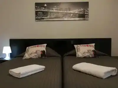 C10 - Lagos Center Apartment - 2