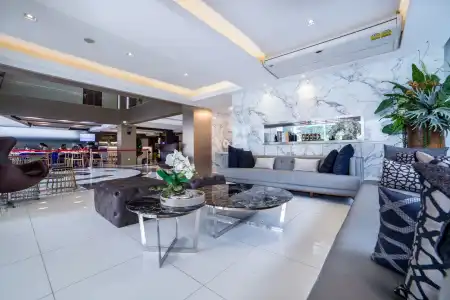 Cubic Pratunam - 27