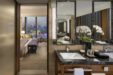 Mandarin Oriental Pudong, Shanghai - 4