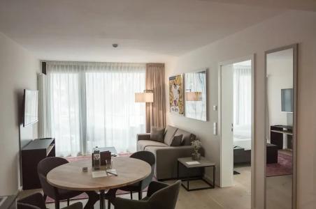 SUYTES Business Studios - 84