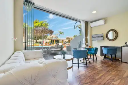 Bamboo Suites Adults Only - 39