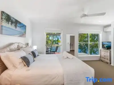Noosa Entrance Waterfront Resort - 162
