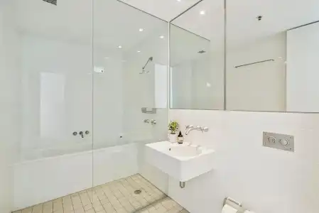 ULTIQA Air On Broadbeach - 399