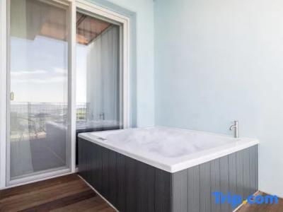 Ocean Soleview - 127