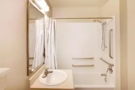 WoodSpring Suites San Antonio South - 44