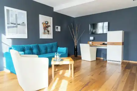 Schiefer Suite & Apartments - 51