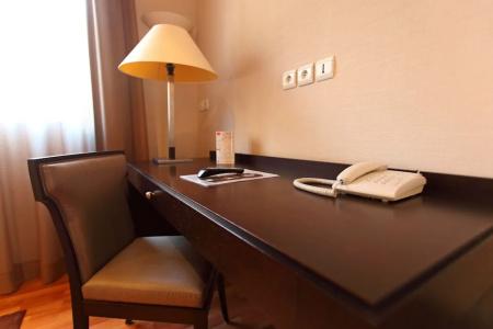 Hôtel L'Hirondelle - 41