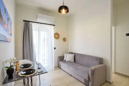 Eloque Simple living space - 32