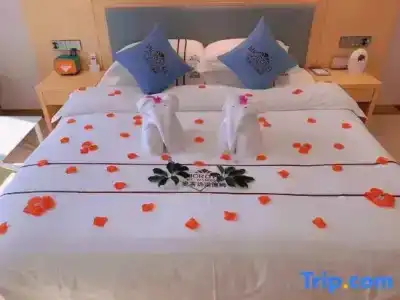 Microtel by Wyndham Lijiang - 24
