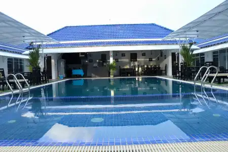 Good Time Resort - 9