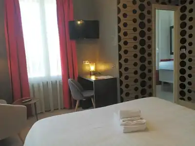 Logis Hôtel la Brèche - Restaurant Berthelot - 50