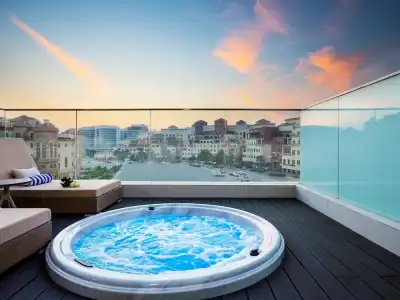 Novotel Bur Dubai - 71