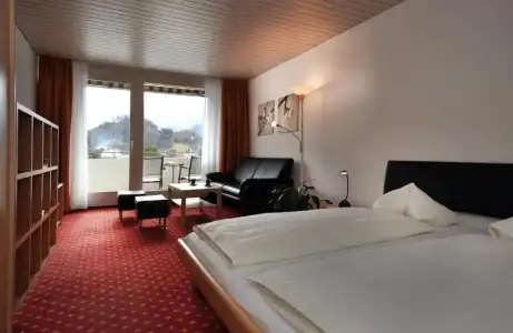 HOP Apartments & Suites - 2