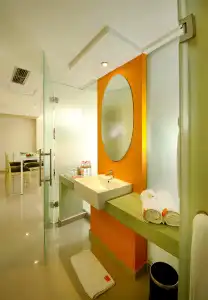 HARRIS & Residence Riverview Kuta Bali - 17