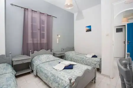 Zoumis Residence - 34