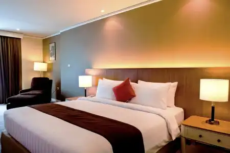 Royal Princess Larn Luang - 1