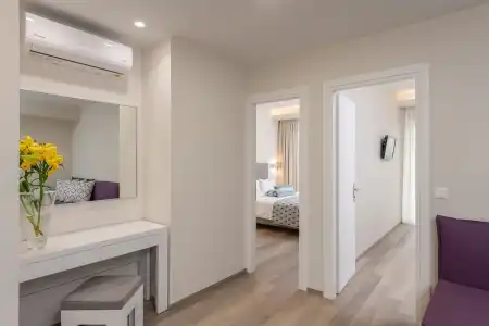 Bio Suites - 165