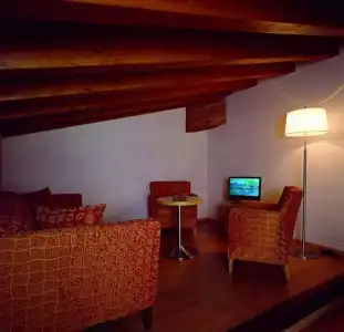Continental Wellness & Spa - 1