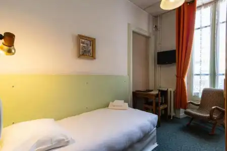 Hôtel des Bains - 34