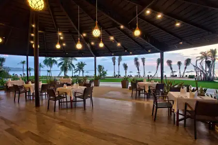 Le Meridien Khao Lak Resort & Spa - 36