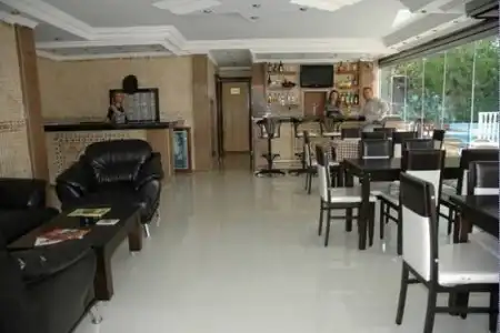 Basil's Apart - 19