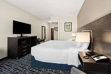 SureStay by Best Western Bryan College Station - 44