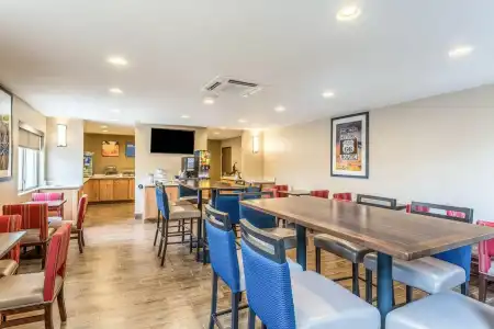 Comfort Inn & Suites Albuquerque Downtown - 27