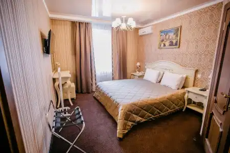 Aristocrat - 46