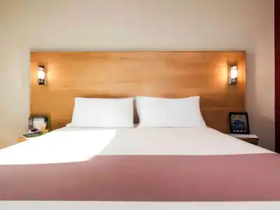 Ibis Muscat - 24