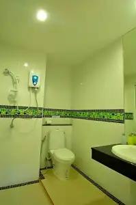 Green Harbor & Service Apartment - 79