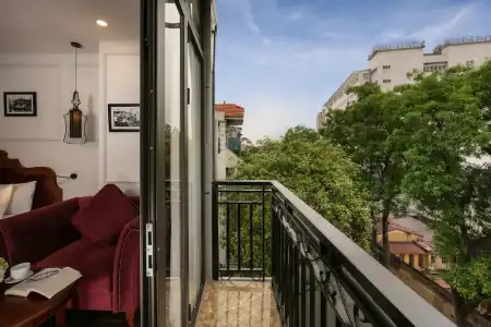 Vision Premier & Spa - 7