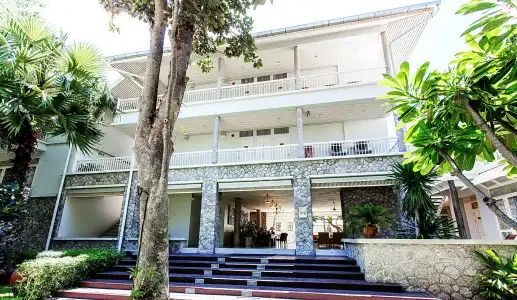 Baan Bayan Beachfront - 0