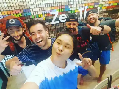 Zee Thai Hostel - 18