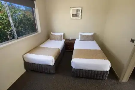 Comfort Inn On Raglan - 35