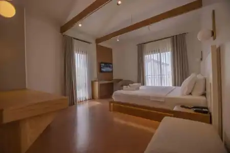 June Alaçatı (+15 Adult only) - 5