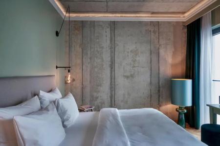 Gekko House, Frankfurt, a Tribute Portfolio - 71