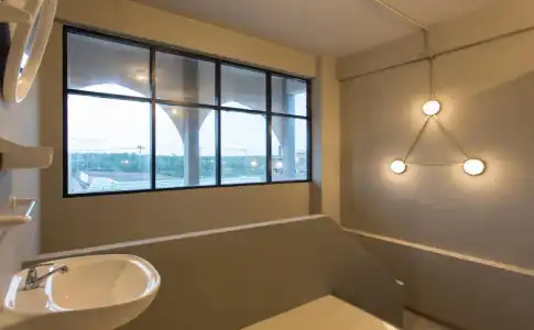 Holiday Station Hostel - 7
