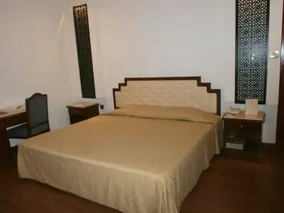 Bahrain Carlton - 4